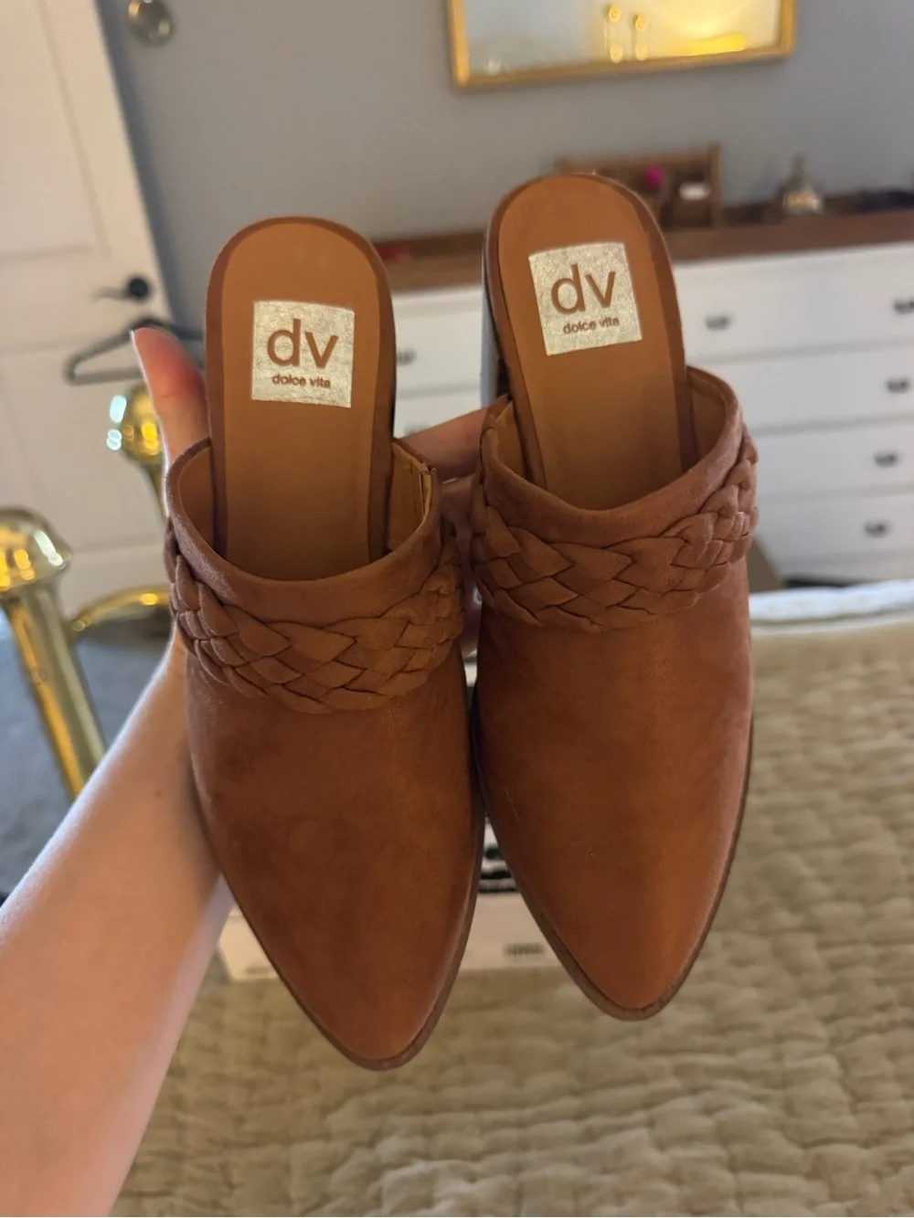 NWT Dolce Vita Trinity Tan Color SIZE 7.5